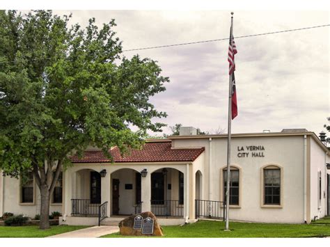 la vernia city hall|la vernia tx city hall.